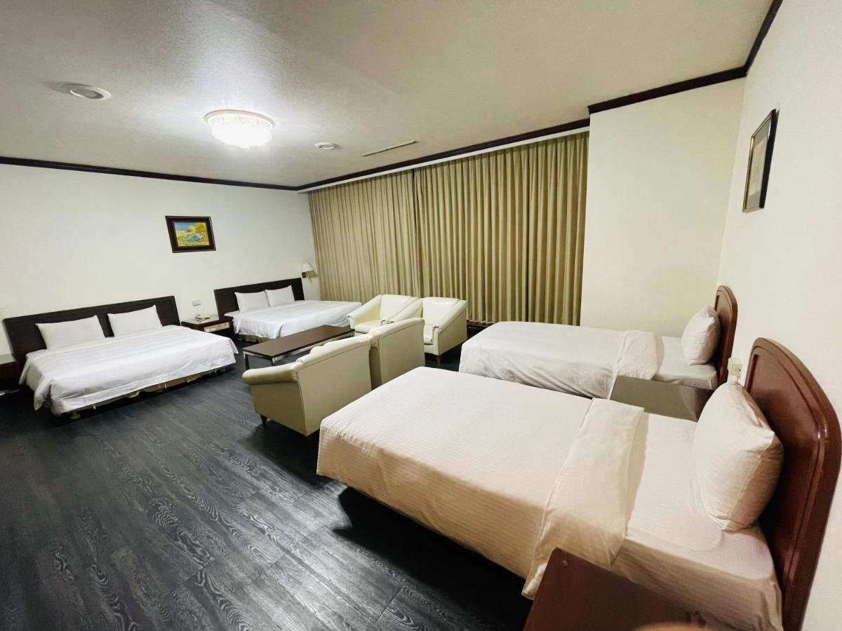 Abbo Hotel Tainan Extérieur photo
