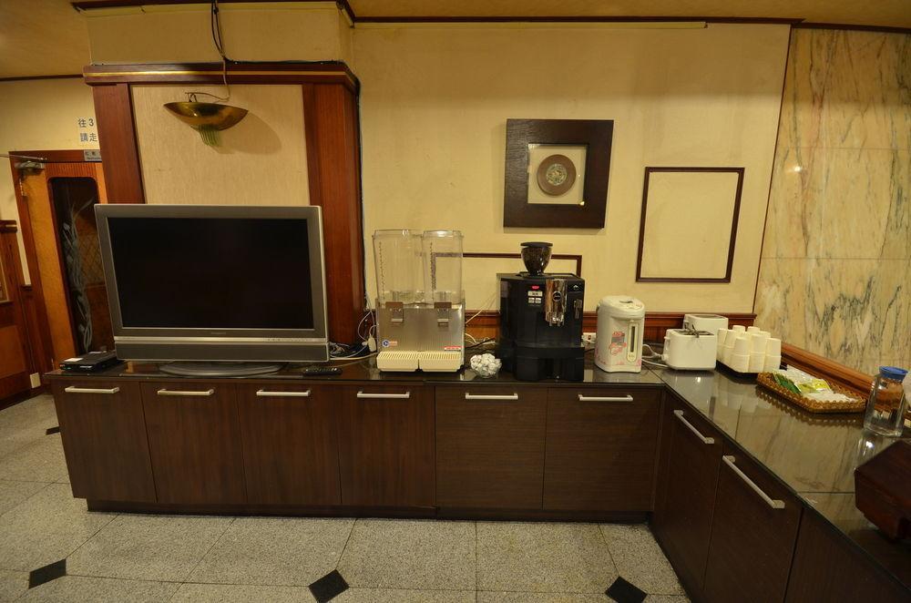 Abbo Hotel Tainan Extérieur photo