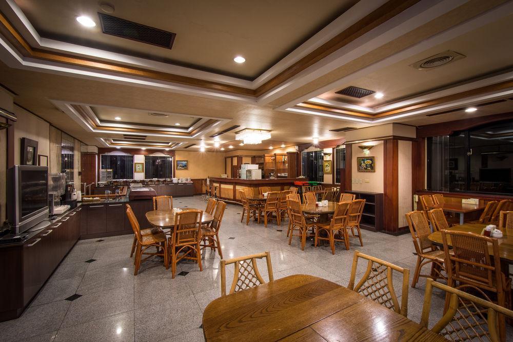 Abbo Hotel Tainan Extérieur photo