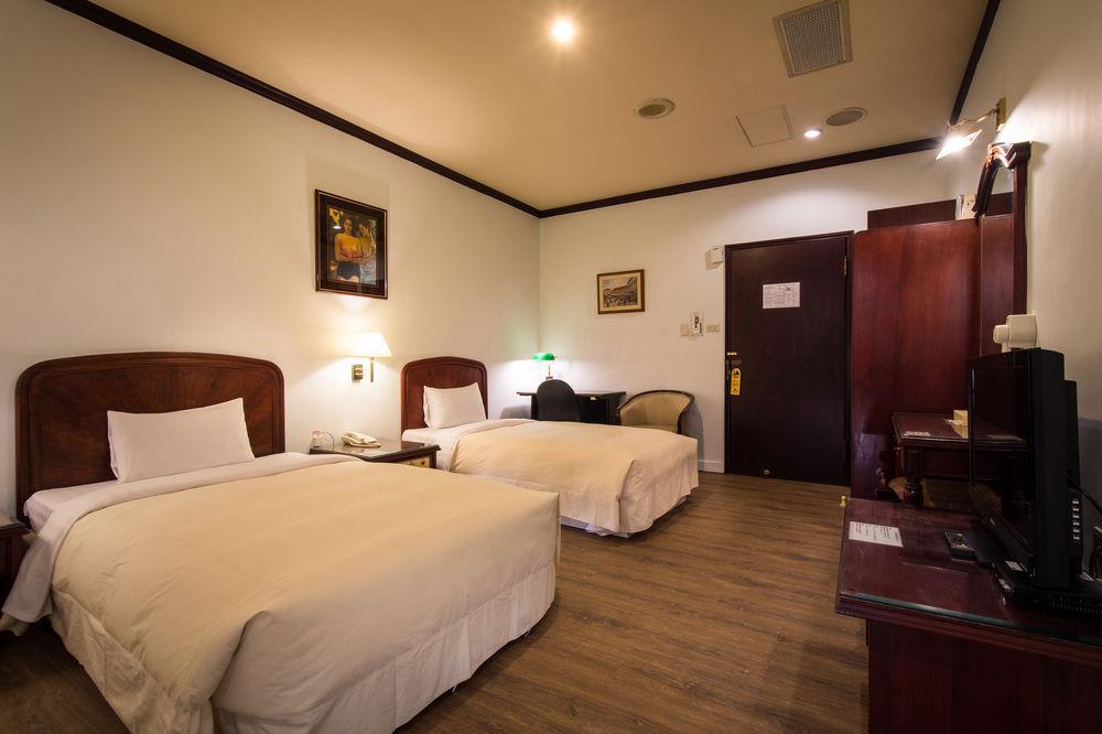 Abbo Hotel Tainan Extérieur photo