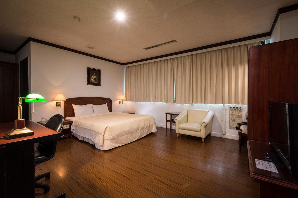 Abbo Hotel Tainan Extérieur photo